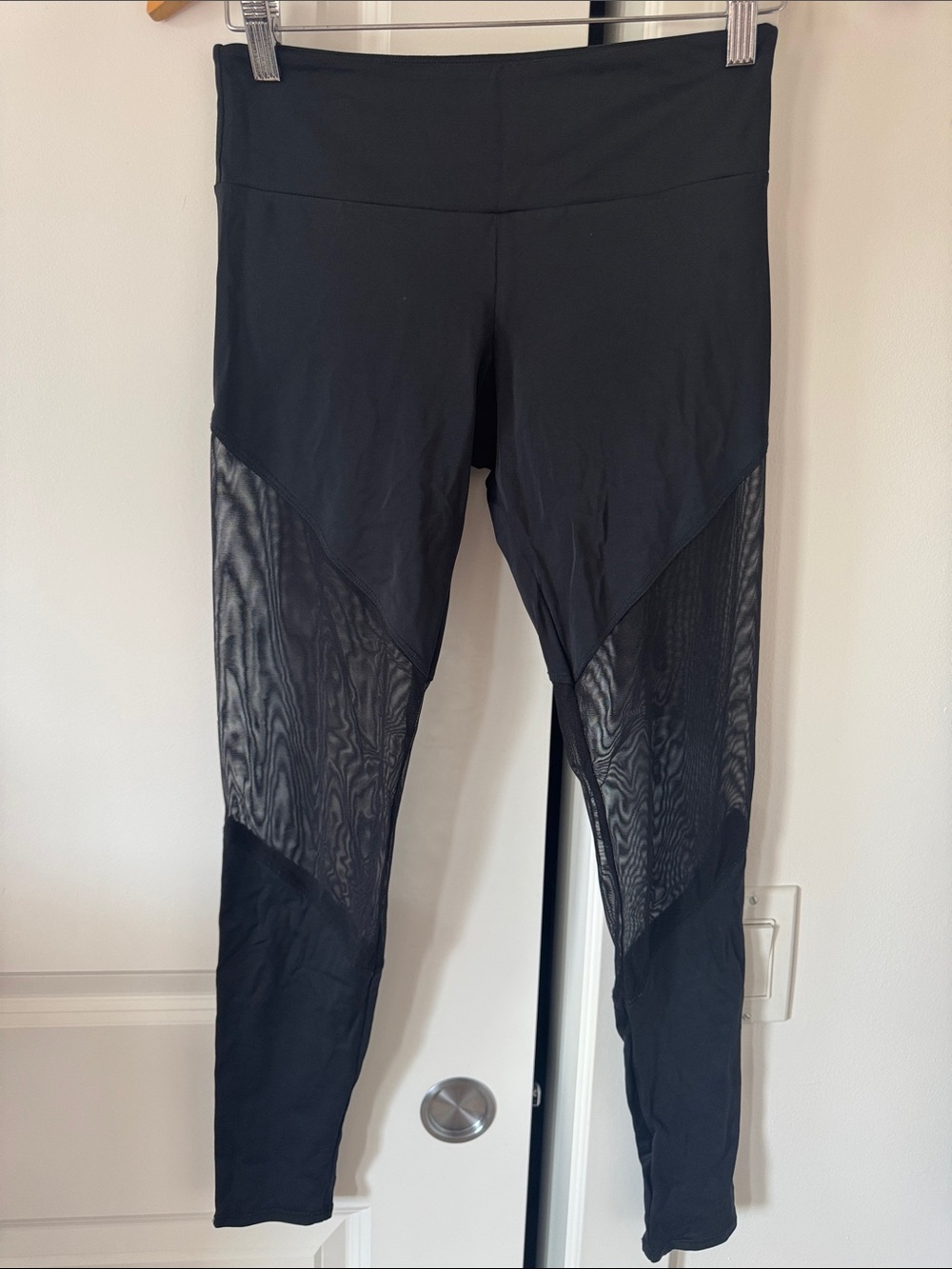 Women’s Onzie Track Legging Black/Mesh Size S/M